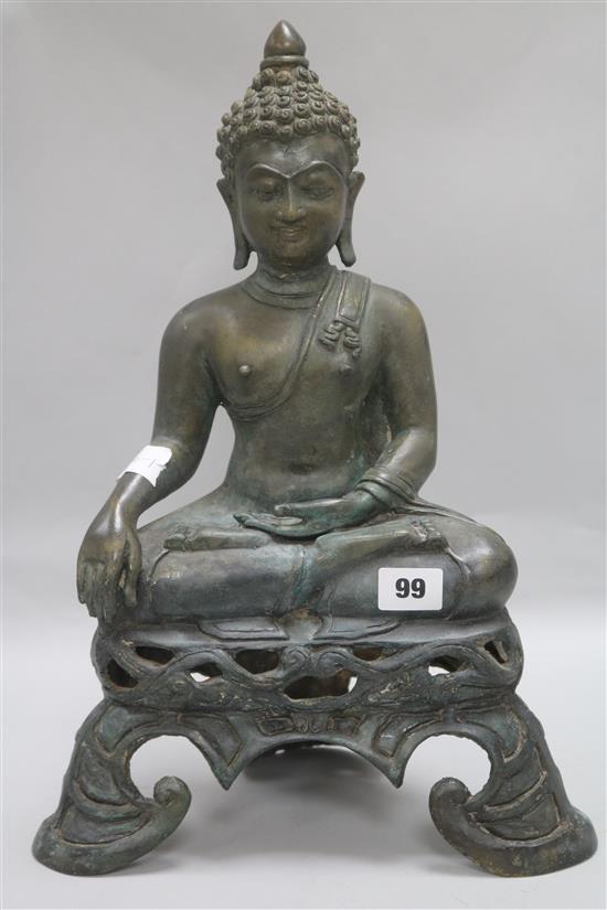 A bronze seated figure of Buddha 41cm
